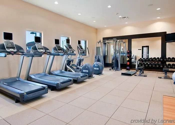 Hilton Phoenix 4*